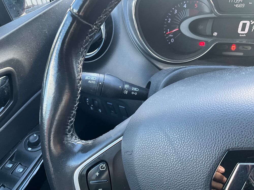 Captur 1.5 DCI 90 INTENS EDC / Distribution a jour / Entretien Fait 2016 occasion 17000 La Rochelle
