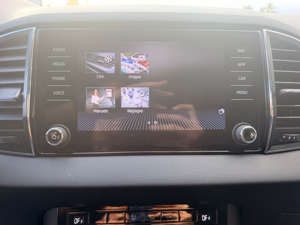 Karoq 1.0 TSI 110 Ch AMBITION + CAMERA DE RECUL + CARPLAY 2023 occasion 97410 Saint-Pierre