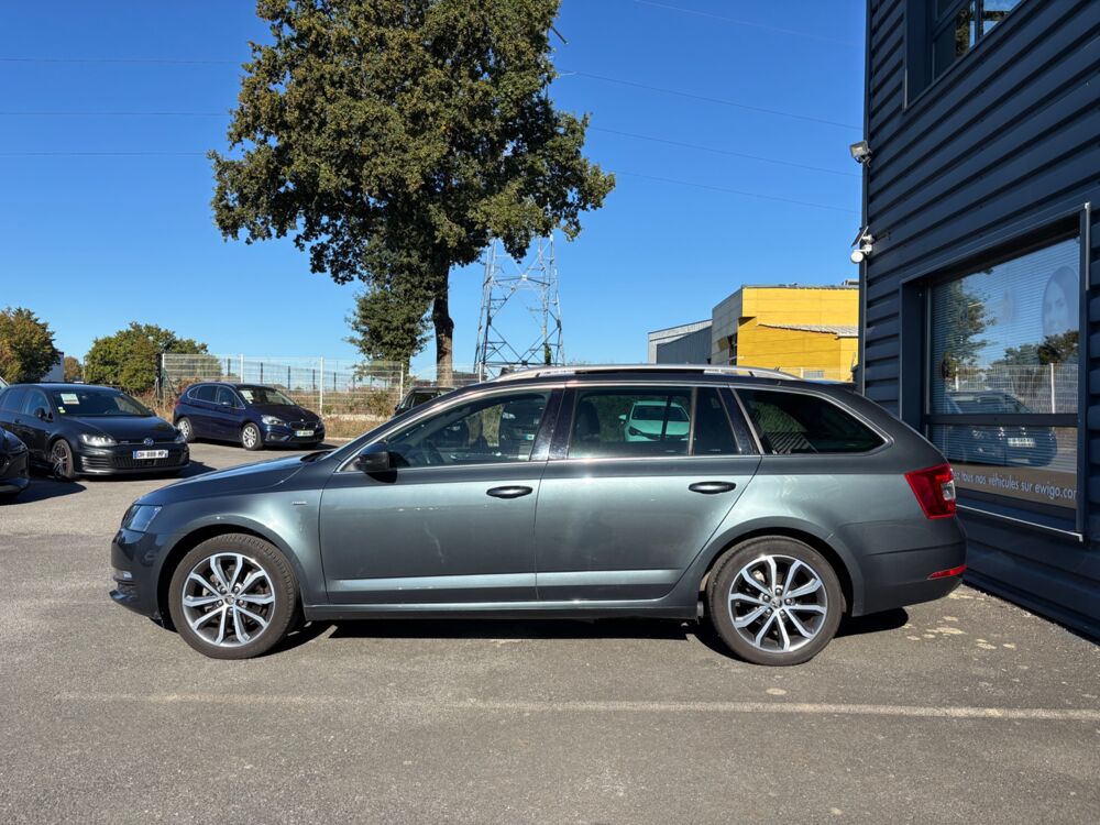 Octavia COMBI 2.0 TDI 150 Ch EDITION - Toit ouvrant - Attelage - Cam 2020 occasion 44220 Cou&euml;ron