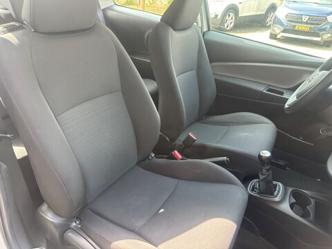 Yaris 1.L VVTI 70ch ACTIVE 2014 occasion 38420 Le Versoud