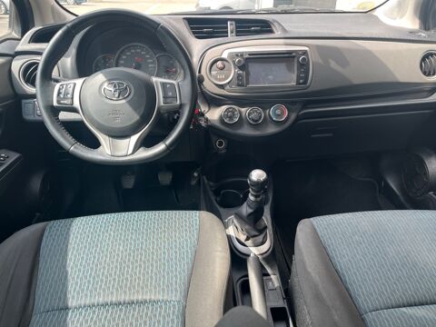 Yaris 1.4L D4D 90ch + CAMERA DE RECUL / GPS / CLIM 2012 occasion 38420 Le Versoud