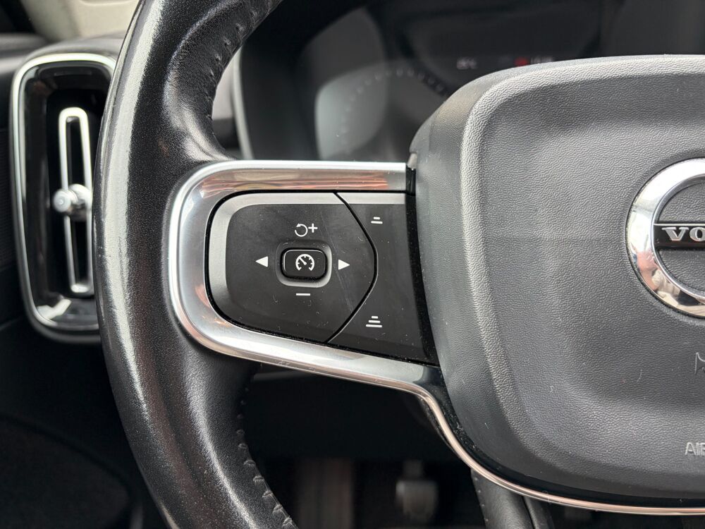 XC40 2.0 D3 150ch BUSINESS 2WD / Entretien EXCLUSIF VOLVO 2019 occasion 64122 Urrugne