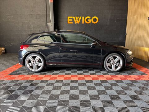 Scirocco R 2.0 TSI 265 Ch - Deuxi&egrave;me mains - Toit ouvrant - Si&egrave;ges ch 2010 occasion 44220 Cou&euml;ron