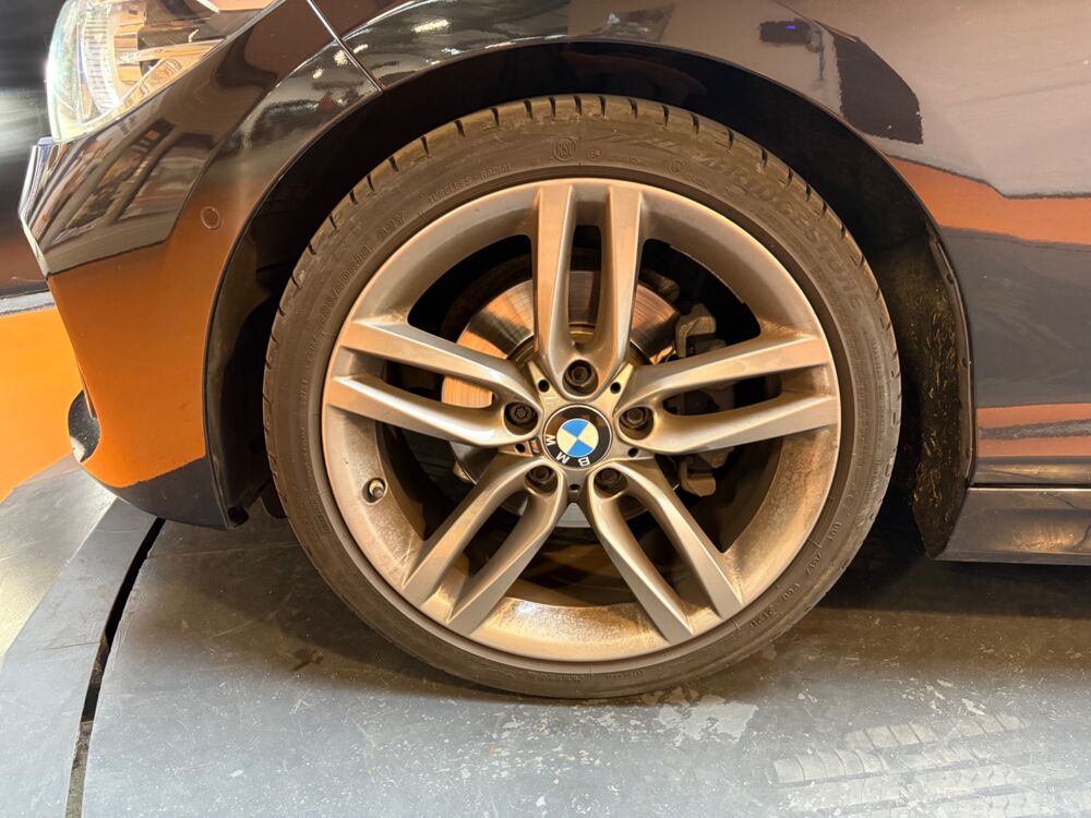 S&eacute;rie 1 2.0 120D 190CH M SPORT ULTIMATE // ENTRETIEN &Agrave; JOUR // CAM&Eacute; 2019 occasion 33320 Eysines