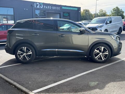 3008 GENERATION-II 1.5 BLUEHDI 130ch ALLURE / CARPLAY / KIT DISTR 2019 occasion 17100 Saintes