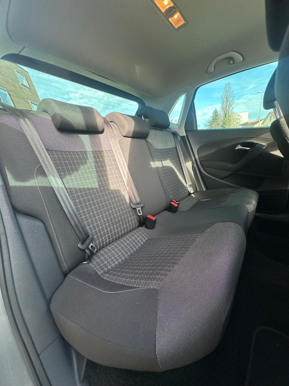 Polo 1.2 TSI 90CH DISTRIBUTION NEUVE CAMERA DE RECUL 2016 occasion 25000 Besan&ccedil;on