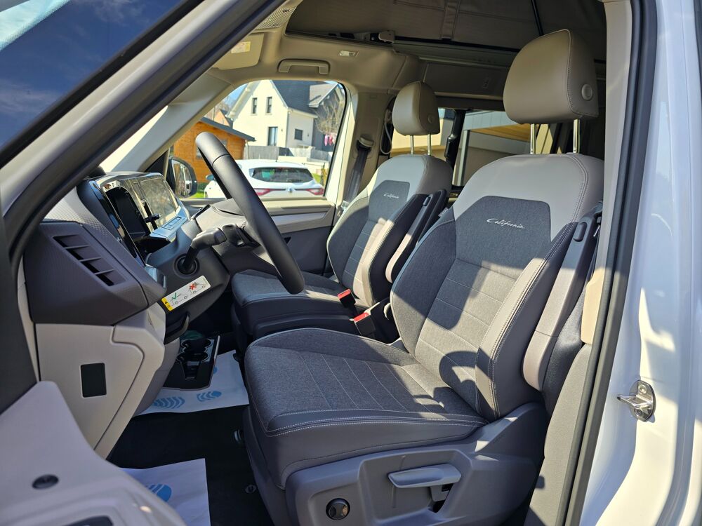 MULTIVAN T7 COAST 2.0 TDI 150ch DSG STORE/DIGITAL COCKPIT/CAMERA/ATTE 2025 occasion 68170 Rixheim