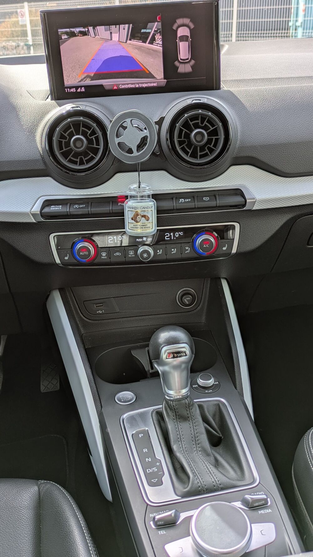 Q2 2.0 TFSI 190ch DESIGN LUXE QUATTRO S-TRONIC BVA 2018 occasion 25300 Pontarlier