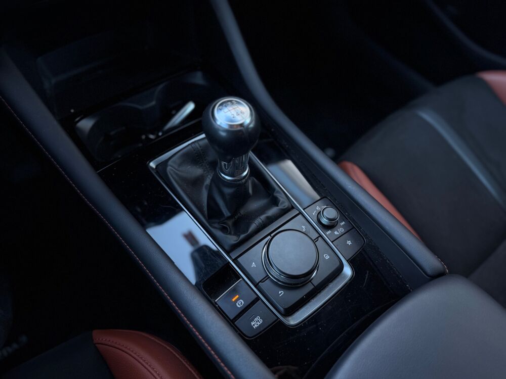 Mazda3 2.0 SKYACTIV-X 185ch HYBRID MHEV BLACKOUT EDITION BUSINESS 2024 occasion 25300 Pontarlier