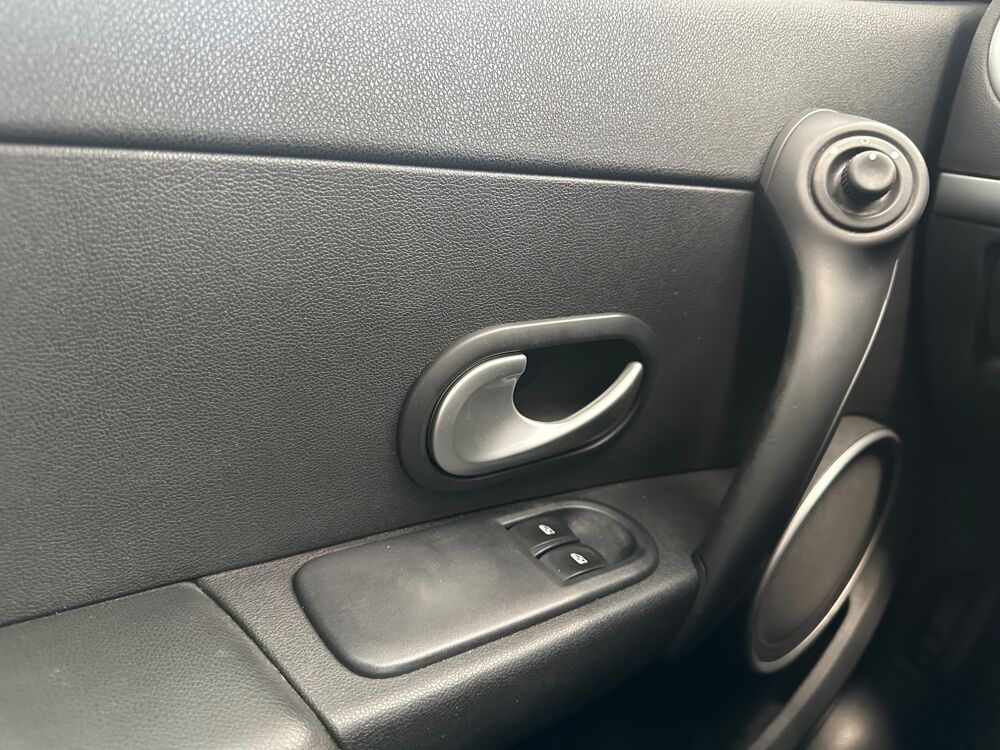 Clio 1.6 128 GT REVISION ET COURROIE OK 2010 occasion 26000 Valence