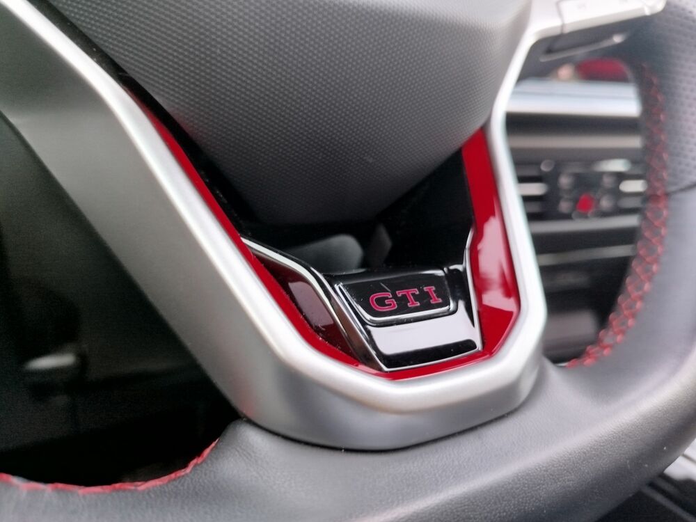 Golf 2.0 TSI 265CH GTI DSG7 - INTERIEUR CUIR - TOIT OUVRANT - HAR 2024 occasion 13700 Marignane