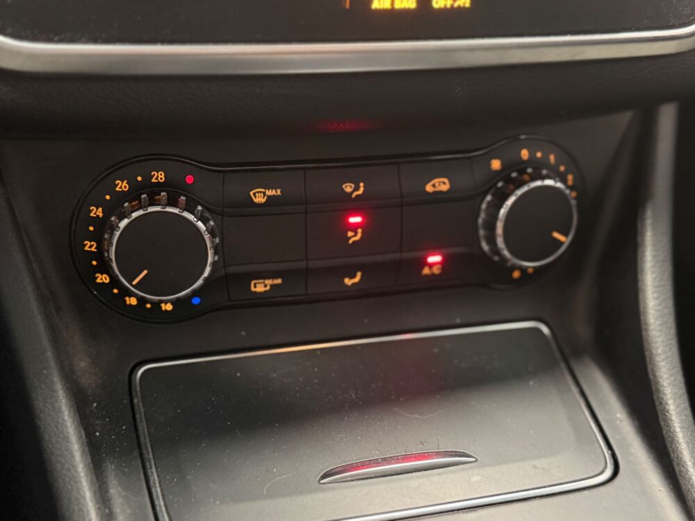 Classe CLA SHOOTING BRAKE 2.2 200 CDI 135 Ch BUSINESS 7G-DCT BVA 2016 occasion 79000 Niort