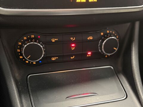 Classe CLA SHOOTING BRAKE 2.2 200 CDI 135 Ch BUSINESS 7G-DCT BVA 2016 occasion 79000 Niort