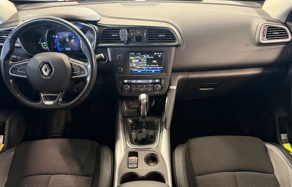Kadjar 1.5 DCI 110 Ch INTENS - 1ERE MAIN - ATTELAGE - KIT DISTRI 2 2018 occasion 79000 Niort