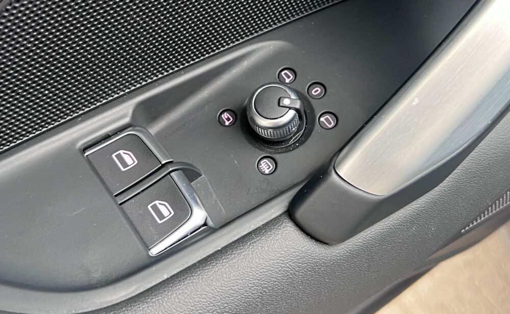 TT III (2) COUPE 40 TFSI 197 S LINE S TRONIC 7 + CARPLAY 2022 occasion 54000 Nancy