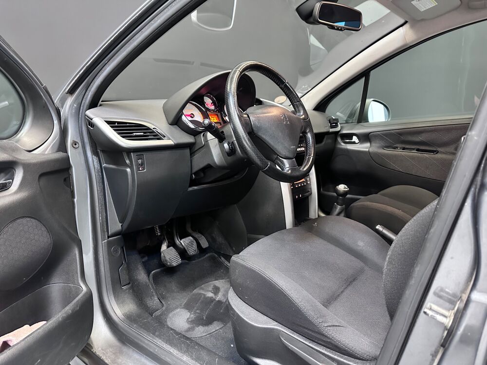207 1.6 HDI 90ch PREMIUM 2008 occasion 37100 Tours