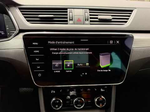 Superb COMBI 1.4 TSI IV 218CH PHEV STYLE DSG BVA 2021 occasion 13700 Marignane