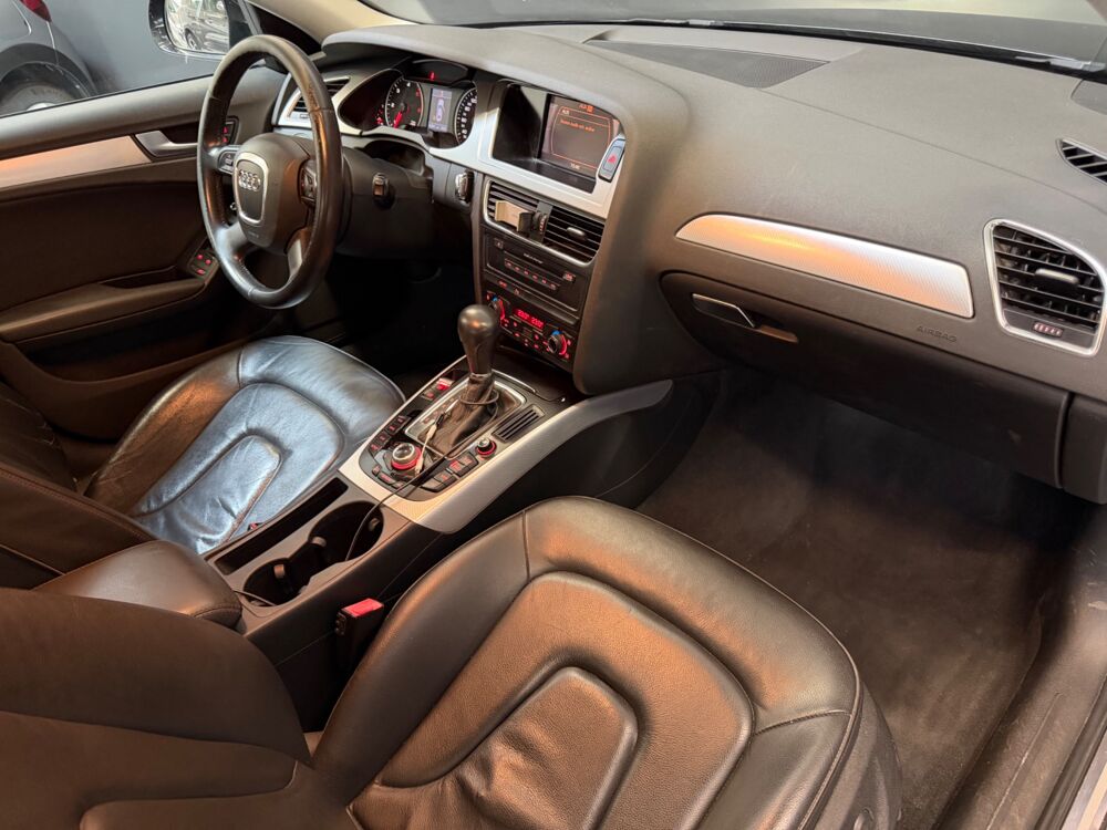 A4 2.7 TDI 190ch BVA AMBITION LUXE 2009 occasion 37100 Tours