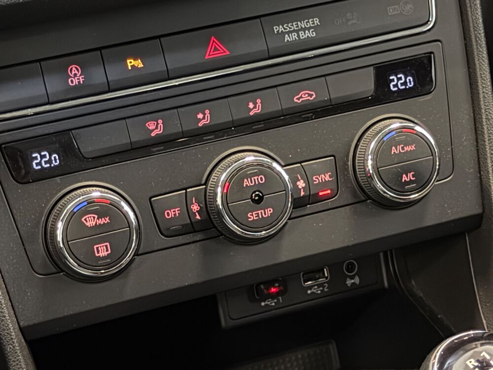 Leon ST 1.6 TDI 115ch BUSINESS 2019 occasion 37100 Tours