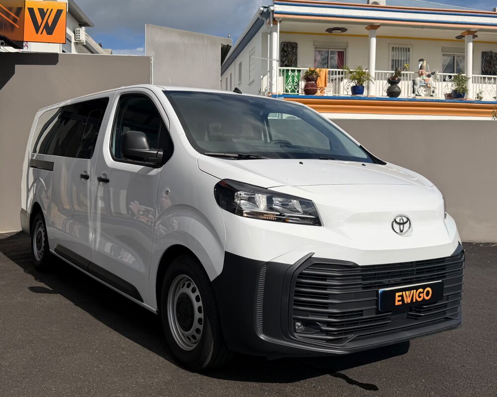 Proace city 2.0 D4D 140 LONG L3 DYNAMIC CONNECT + 1 &Egrave;RE MAIN + GARANTIE 2025 occasion 97410 Saint-Pierre