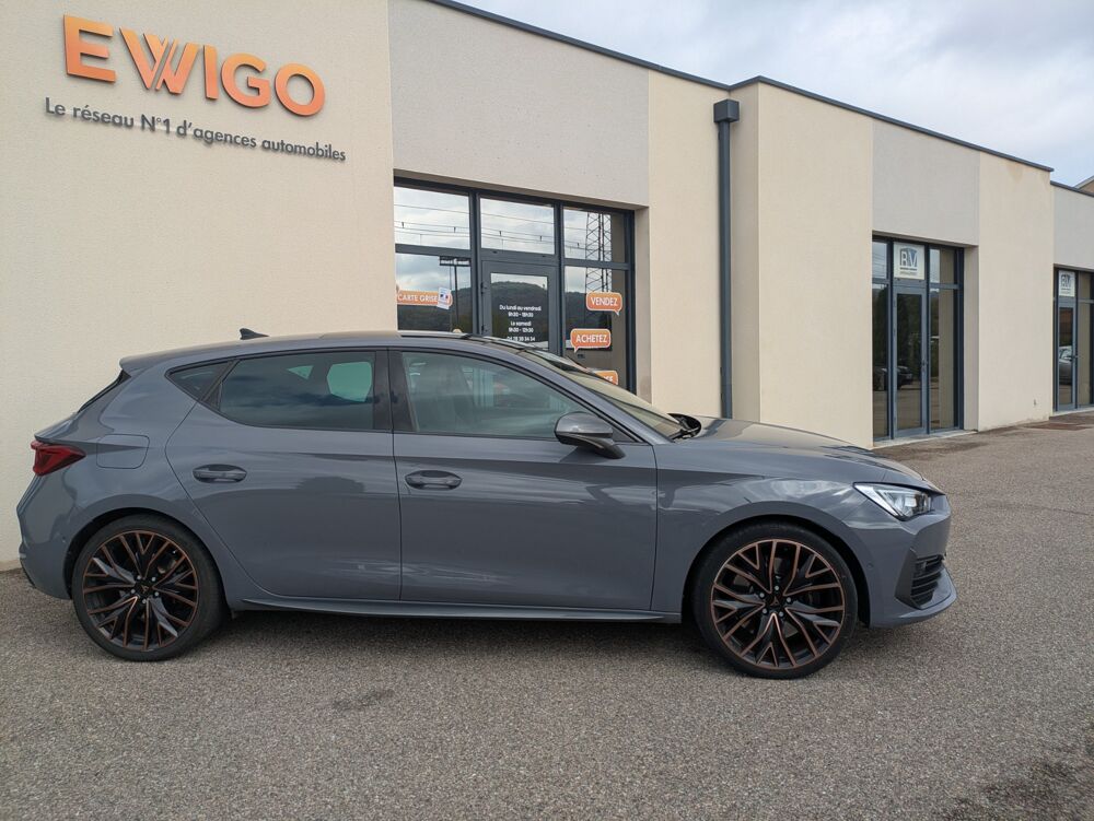 Leon 1.4 E-HYBRID 245CH VZ DSG6 - Toit ouvrant - pack hiver - cam 2023 occasion 69420 Ampuis