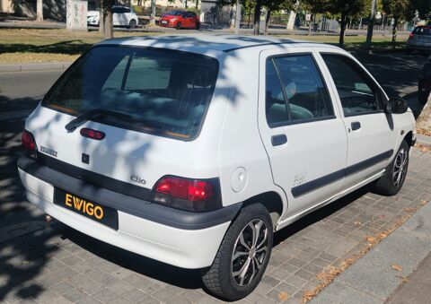 Clio 1.4 75 FIDJI BVA 1997 occasion 33100 Bordeaux