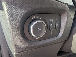 Corsa 1.2L 70ch EDITION BUSINESS + APPLE CARPLAY / ATTELAGE / RADA 2021 occasion 38420 Le Versoud