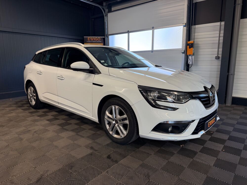 M&eacute;gane ESTATE 1.5 DCI 110 Ch BUSINESS 2018 occasion 79000 Niort
