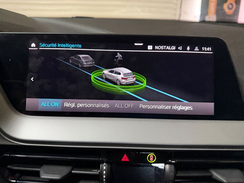 S&eacute;rie 1 1.5 116CV BUSINESS DESIGN DKG BVA-CARPLAY-CAMERA DE RECUL-TV 2023 occasion 60740 Saint-Maximin