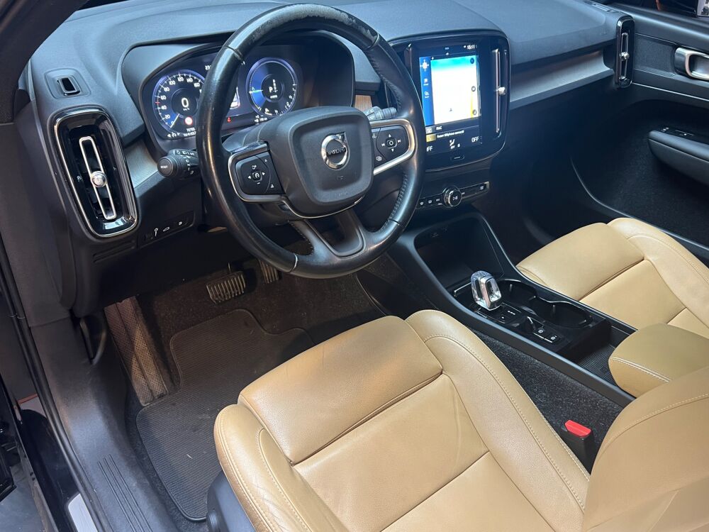 XC40 1.5 T5 262Ch TWIN-ENGINE RECHARGE PHEV HYBRID INSCRIPTION 2 2021 occasion 33320 Eysines