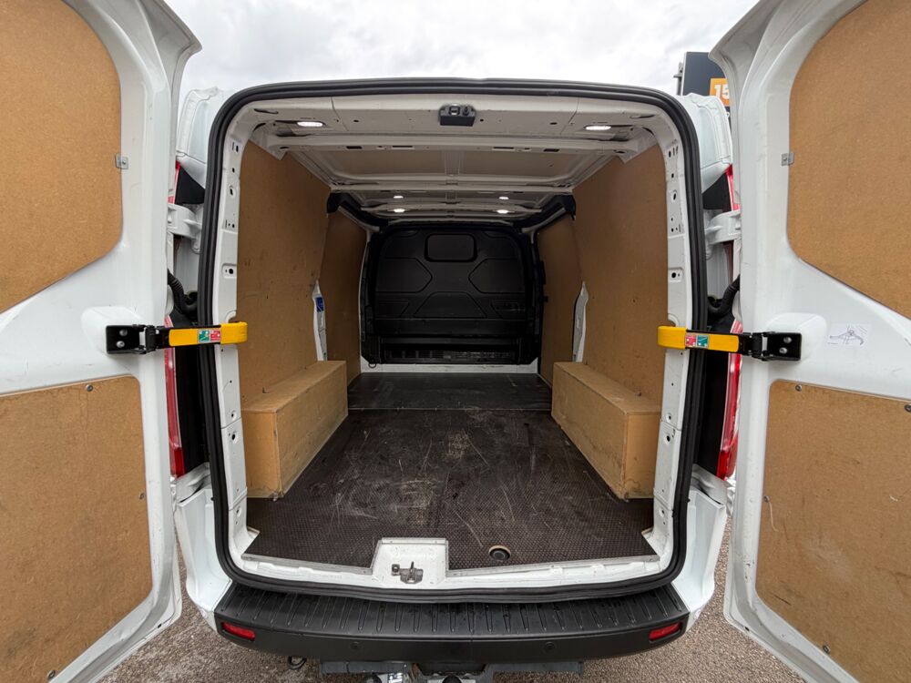 Transit Custom FOURGON 280 L1H1 2.0 ECOBLUE 130 TREND BUSINESS - SUIVI COMP 2021 occasion 13700 Marignane
