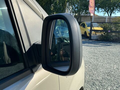 Proace 2.0 D4D 177 CH L2 DYNAMIC BVA CABINE APPROFONDIE / ATTELAGE 2019 occasion 17000 La Rochelle