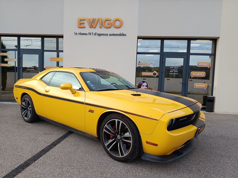 Challenger SRT 8 V8 477ch YELLOW JACKET EDITION/ HARMAN KARDON/ ToiT OU 2012 occasion 69420 Ampuis