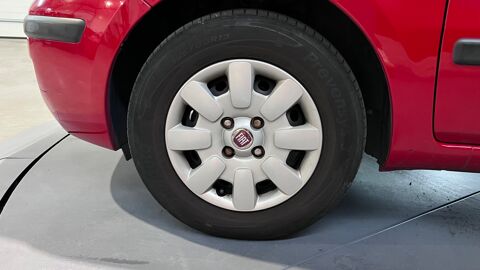 Panda DYNAMIC 1.2 70 TEINTE ROUGE - CLIMATISATION - DISTRIBUTION 0 2011 occasion 33610 Cestas