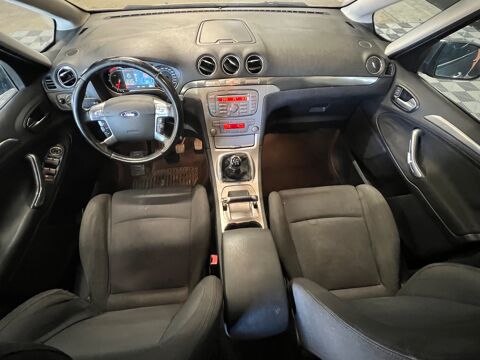 S-MAX 2.0 TDCI 140ch TITANIUM 7 PLACES + BARRE DE TOIT 2009 occasion 26100 Romans-sur-Is&egrave;re