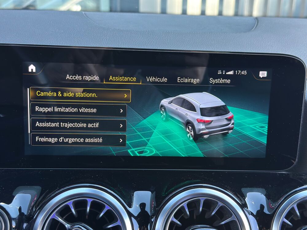 Classe GLA 2.0 200 D 150CH AMG LINE 8G-DC, 1 ERE MAIN 2021 occasion 47000 Agen