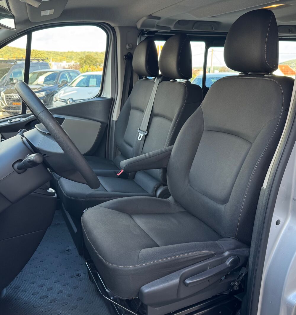 Trafic III COMBI L2 1.6 DCI 125 ENERGY INTENS + 9 PLACES + CAM&Eacute;RA + 2018 occasion 54000 Nancy
