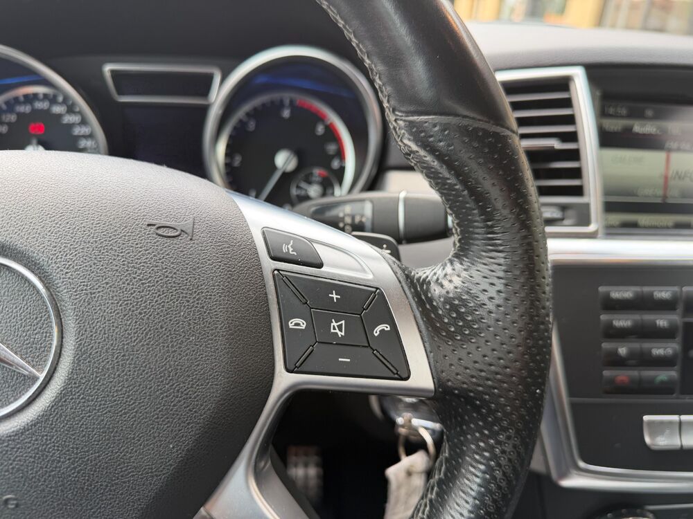 Classe A 250 BlueTEC 204CH SPORT 4MATIC 7G-TRONIC BVA - ENTRETIEN COM 2014 occasion 13700 Marignane