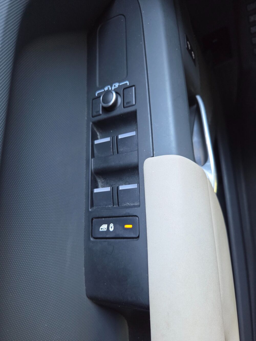 Defender 110 2.0 P400E 404H 300 PHEV HYBRID 19.2KWH X-DYNAMIC 75TH LI 2021 occasion 68170 Rixheim