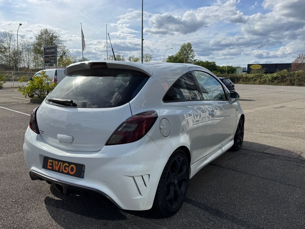 Corsa OPC 1.6 T 190 2010 occasion 68170 Rixheim