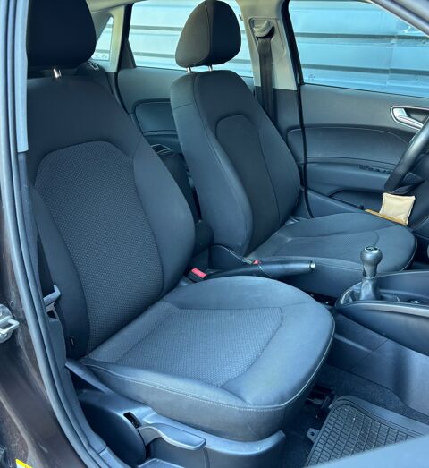 A1 SPORTBACK 1.2 TFSI 86 Ch ATTRACTION - Deuxi&egrave;me main - Blueto 2014 occasion 44220 Cou&euml;ron