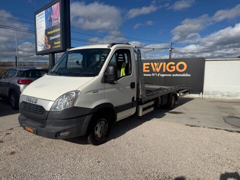 Iveco Daily FOURGON 3.0 C 146 ch 35C15 PORTE-VOITURE / D&Eacute;PANNEUSE / CLIM 2013 occasion Andr&eacute;zieux-Bouth&eacute;on 42160