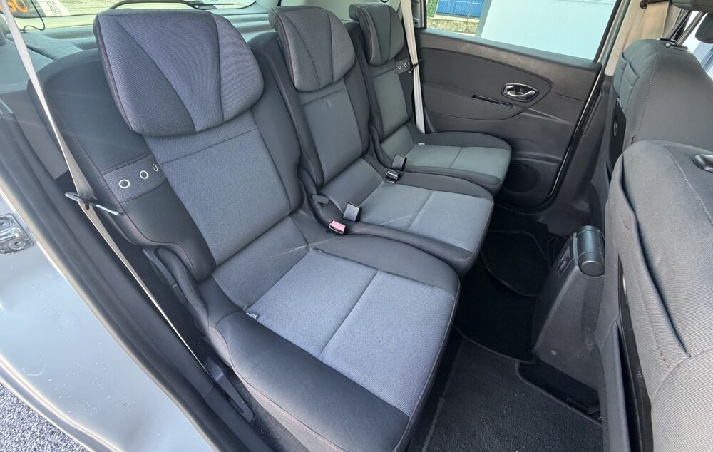 Sc&eacute;nic 1.5 dCi 110ch Bose EDC BVA 2015 occasion 64122 Urrugne