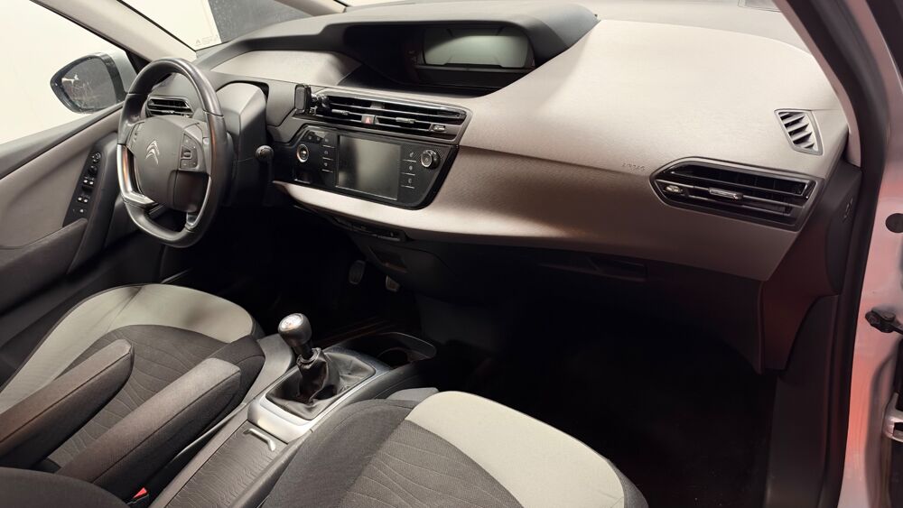 C4 Picasso E-HDI 115ch CONFORT // DISTRIBUTION OK // ATTELAGE 2015 occasion 34430 Saint-Jean-de-V&eacute;das
