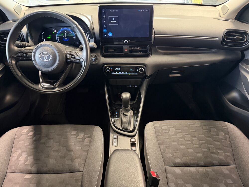 Yaris 1.5 VVTI 114 Ch 90 HYBRID FULL-HYBRID 0.8KWH DESIGN - CVT -G 2025 occasion 79000 Niort