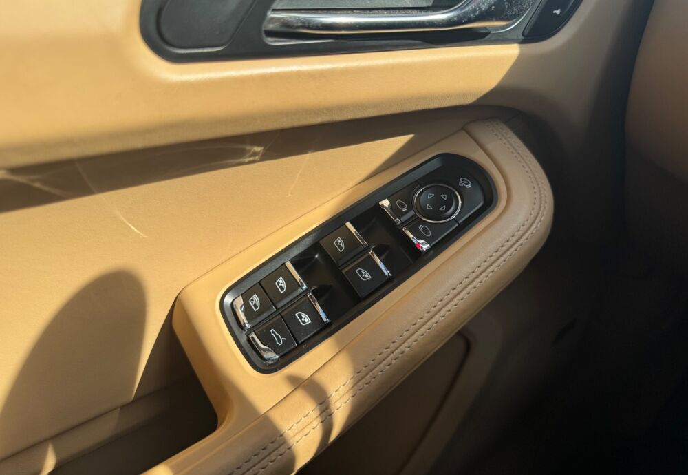 Macan 3.0 V6 258CH S DIESEL - PDK - ENTRETIEN PORSCHE 2015 occasion 13700 Marignane