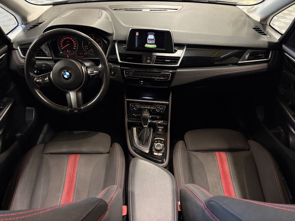 Serie 2 ACTIVE-TOURER 2.0 218 D 150 SPORT - TOIT OUVRANT 2015 occasion 69400 Arnas