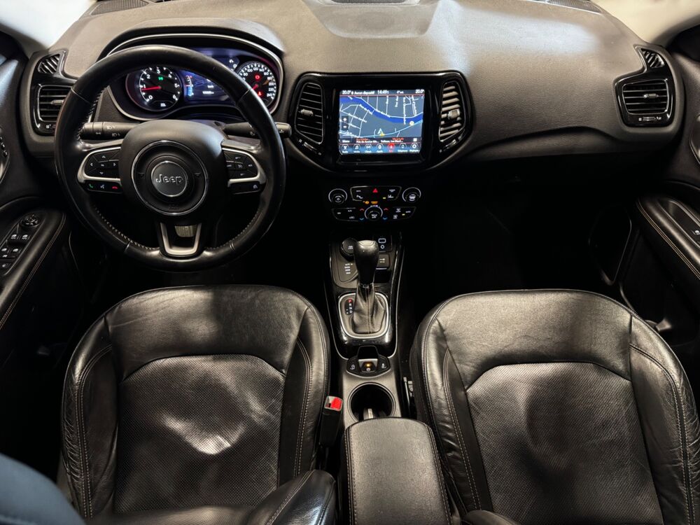 Compass 2.0 MULTIJET 140 Ch LIMITED 4X4 BVA 2017 occasion 24750 Tr&eacute;lissac