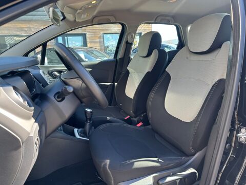 Captur 1.5 DCI 90 CH / BUSINESS / RADAR AR - GPS - REGUL - BLUETOOT 2018 occasion 44220 Cou&euml;ron