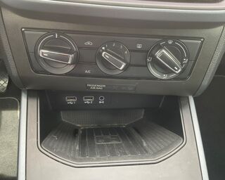Arona 1.6 TDI 95 URBAN START-STOP - Cam&eacute;ra de recul-Apple carplay 2020 occasion 78410 Flins-sur-Seine
